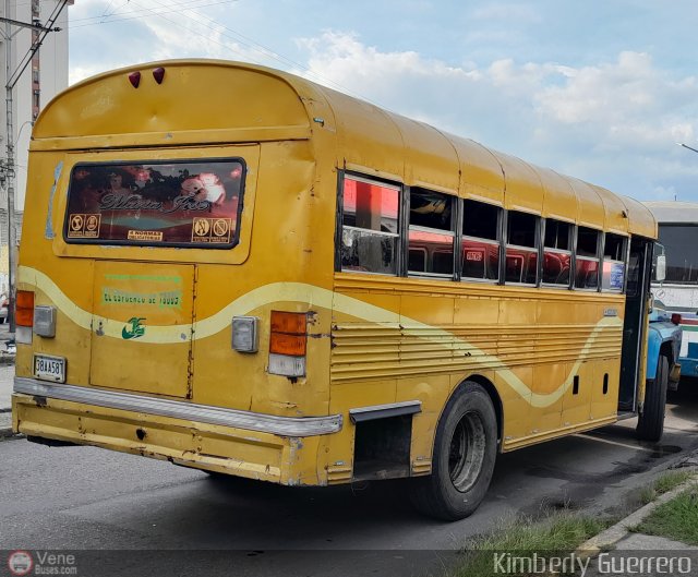 Transporte El Esfuerzo de Todos C.A. 13 por Kimberly Guerrero