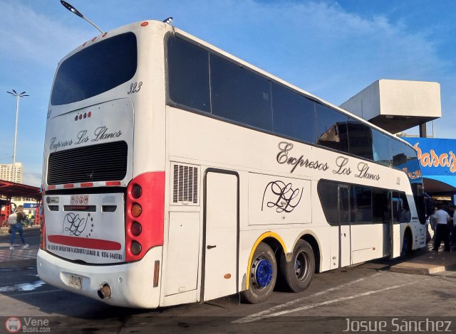 Expresos Los Llanos 323 por Josue S�nchez