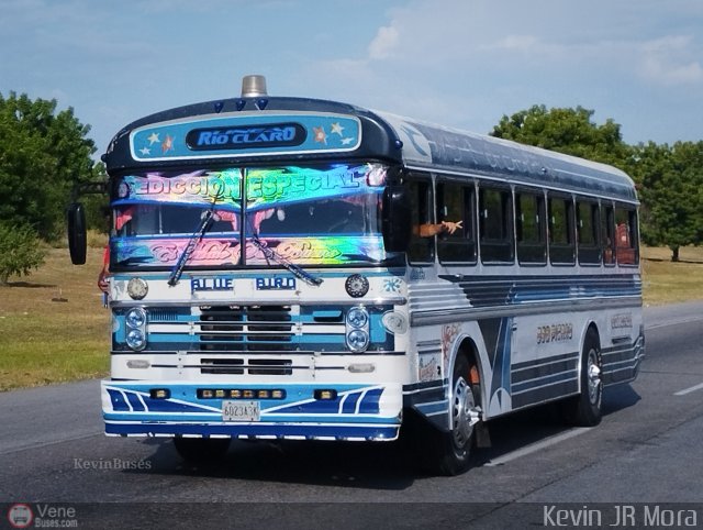 L�nea R�o Claro 17 por Kevin Mora