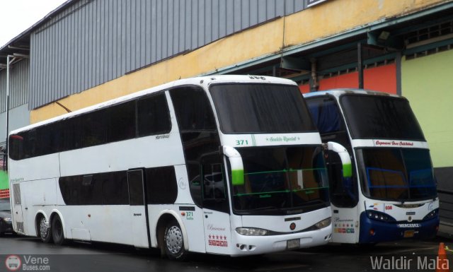 Particular o Desconocido 0371 por Waldir Mata