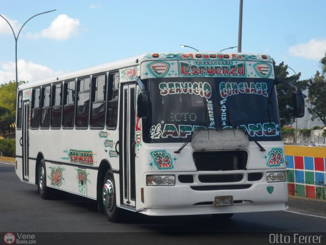 Transporte El Esfuerzo 34 por Otto Ferrer