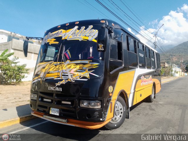 Organizaci�n Guaicamacuto 533 por Gabriel Vergara