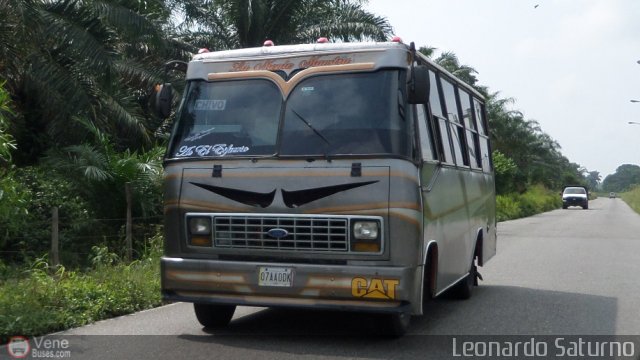 Coop. Caño Rico III - 5 R.L 70 por Leonardo Saturno