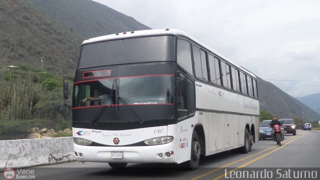 Expresos San Crist�bal 080 por Leonardo Saturno