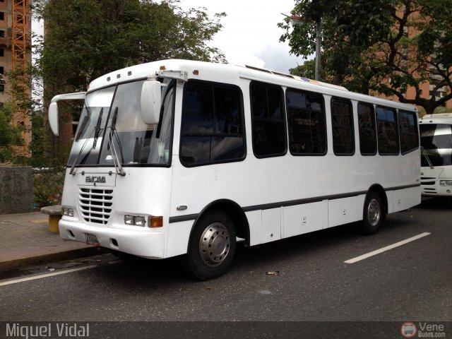 Ejecutivos Tony C.A. ND por Miguel Vidal