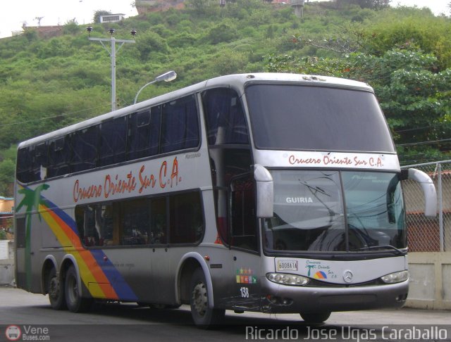 Cruceros Oriente Sur 138 por Ricardo Ugas
