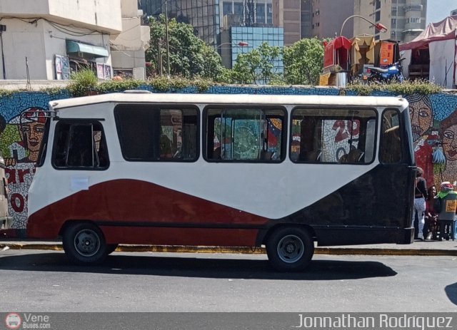 DC - U.C. Venezuela 190 por Jonnathan Rodr�guez