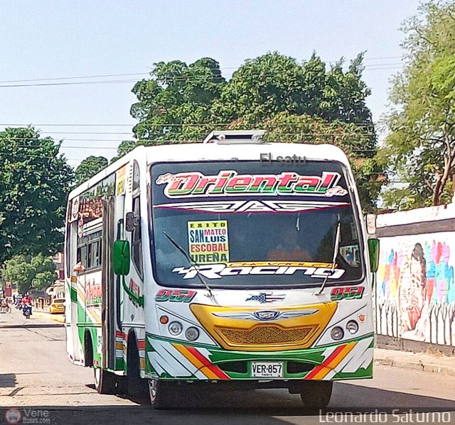 Trans Oriental S.A. 951 por Leonardo Saturno