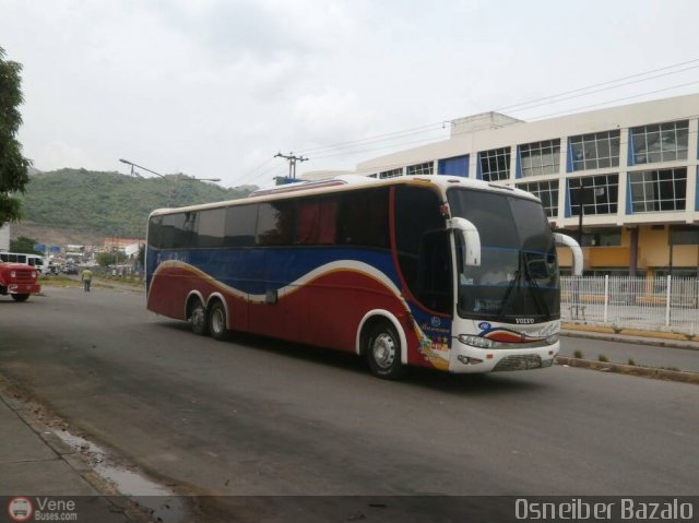 Expresos San Crist�bal 195 por Osneiber Bazalo