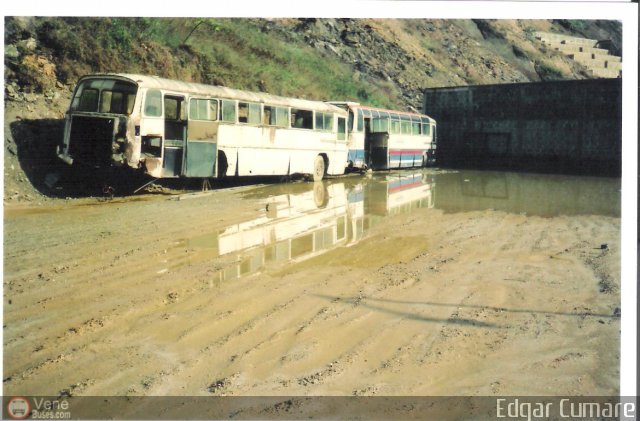 En Chiveras Abandonados Recuperacin  por Edgar Cumare