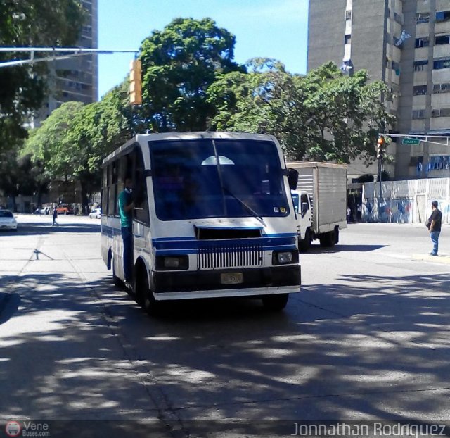 DC - S.C. Plaza Espaa - El Valle - Coche 030 por Jonnathan Rodrguez