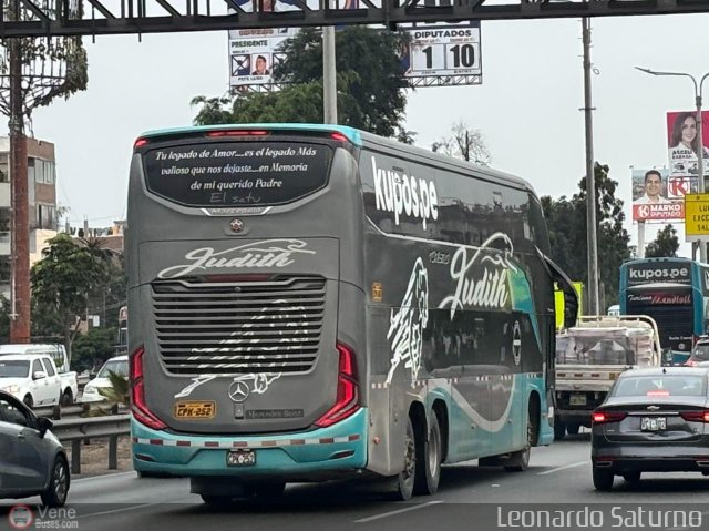 E. de Transportes y Turismo Judith E.I.R.L. 252 por Leonardo Saturno