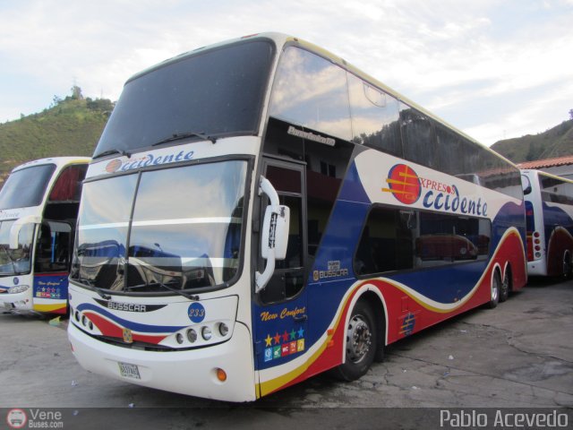 Expresos Occidente 233 por Pablo Acevedo