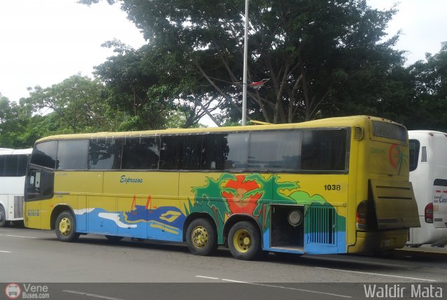 Expresos Pegamar 1038 por Waldir Mata