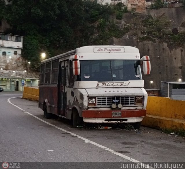 En Chiveras Abandonados Recuperaci�n CARACAS por Jonnathan Rodr�guez