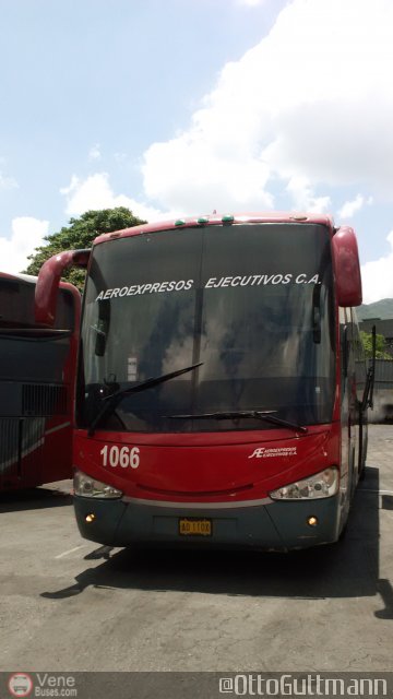 Expresos de Venezuela - ETV3000 1066 por Otto Guttman