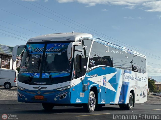 TACA Andina 33 por Leonardo Saturno