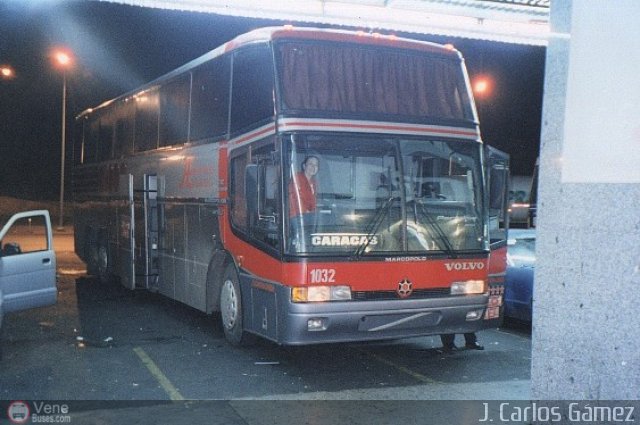 Aeroexpresos Ejecutivos 1032 por J. Carlos Gmez