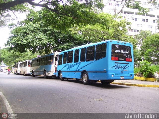 Garajes Paradas y Terminales Caracas por Alvin Rondn