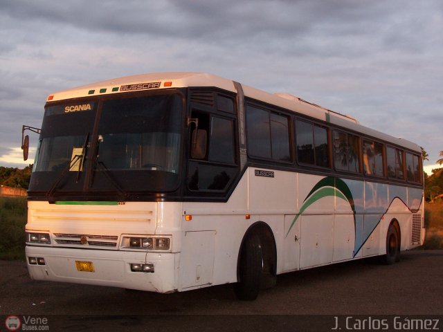 Particular 211 por J. Carlos Gmez