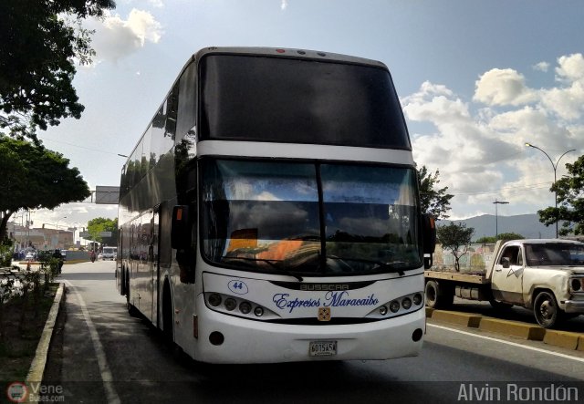 Expresos Maracaibo 0044 por Alvin Rondn
