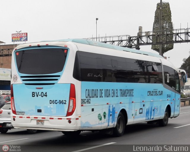 Transportes Cruz del Sur S.A.C. BV-04 por Leonardo Saturno