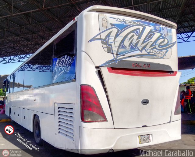 Particular o Desconocido Carupano por Michael Caraballo