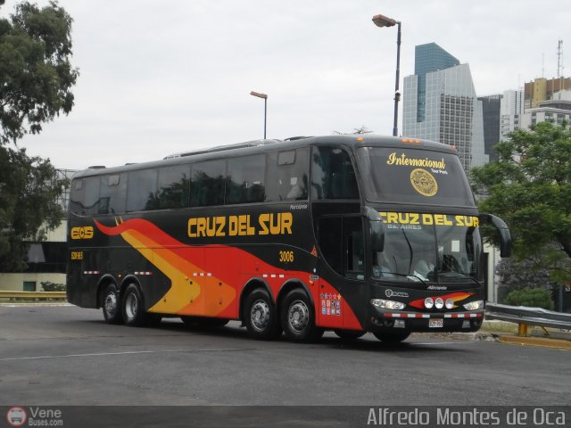 Transportes Cruz del Sur S.A.C. 3006 por Alfredo Montes de Oca