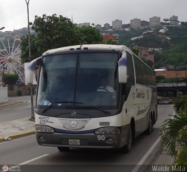 Turismo de Lujo 090 por Waldir Mata