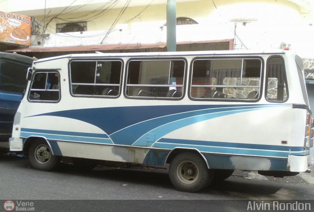 DC - U.C. Sociedad Civil Pinto Salinas 11 por Alvin Rond�n