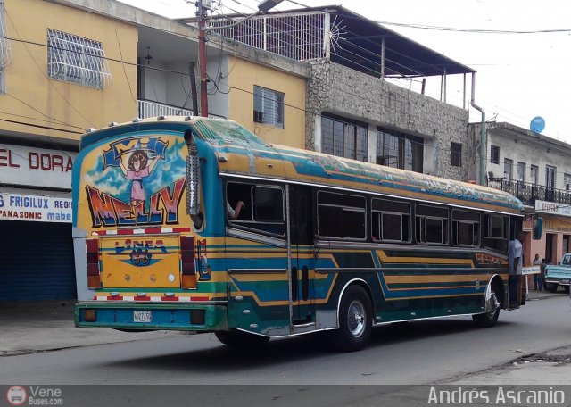 Cooperativa Carlos Arvelo 56 por Andrs Ascanio