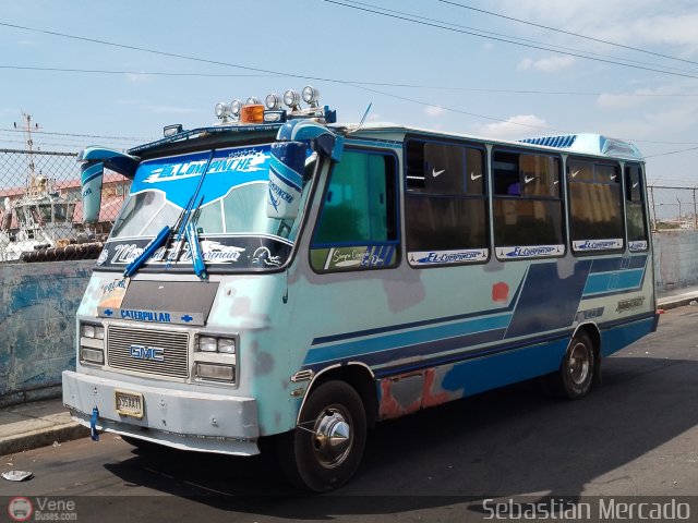 ZU - U.C. Barrio La Polar 807 por Sebasti�n Mercado