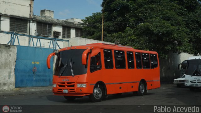 Particular o Desconocido A84 por Pablo Acevedo