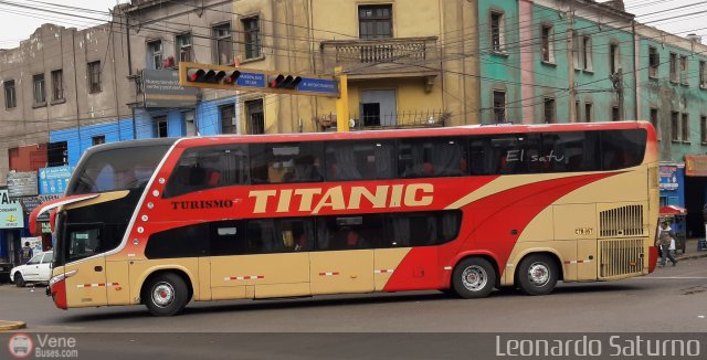 Turismo Titanic S.A.C. 957. por Leonardo Saturno