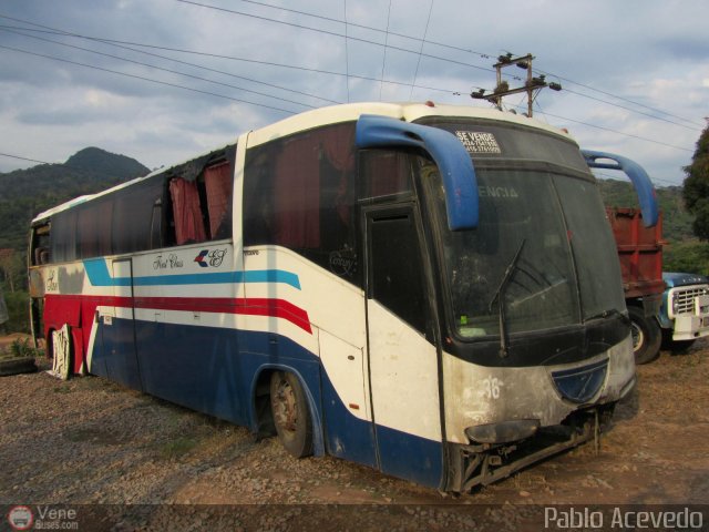 En Chiveras Abandonados Recuperacin 36 por Pablo Acevedo