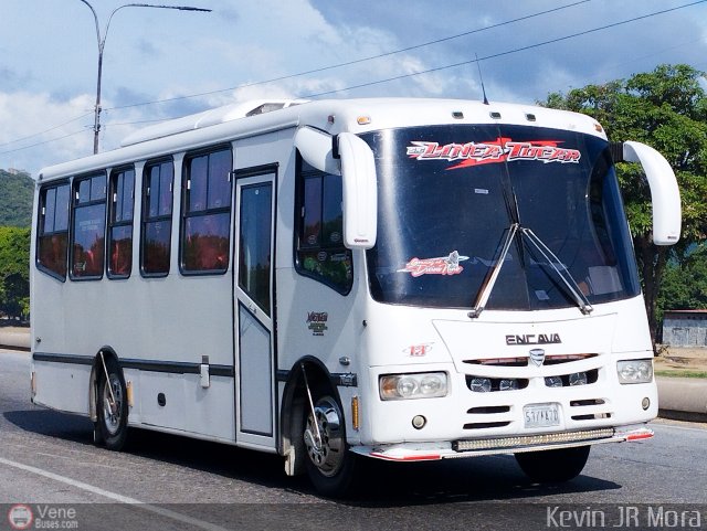 Lnea Tocar S.C. 13 por Kevin Mora