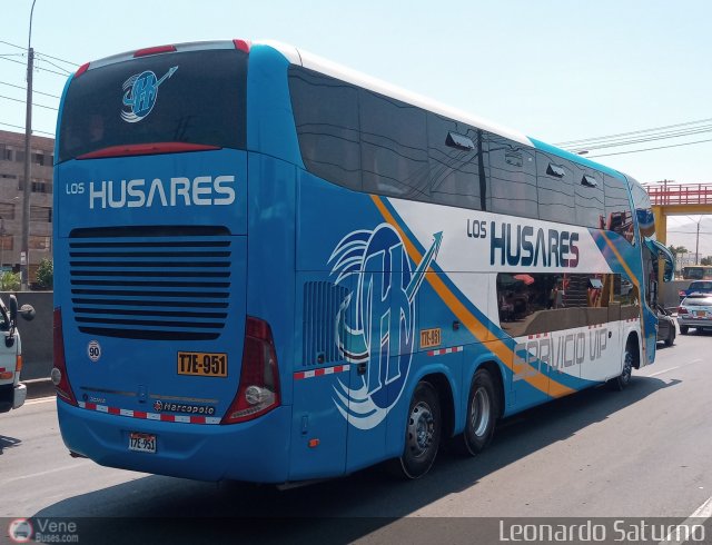 Turismo Los Hsares 951 por Leonardo Saturno