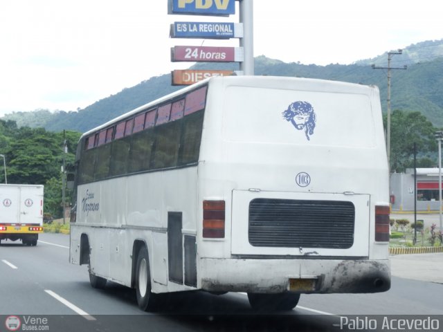 Expresos El Nazareno 0103 por Pablo Acevedo