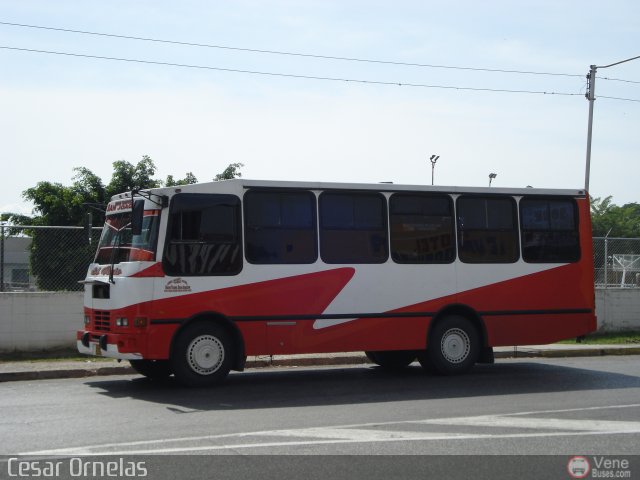 A.C. Unin de Transporte San Joaqun 18 por Cesar Ornelas