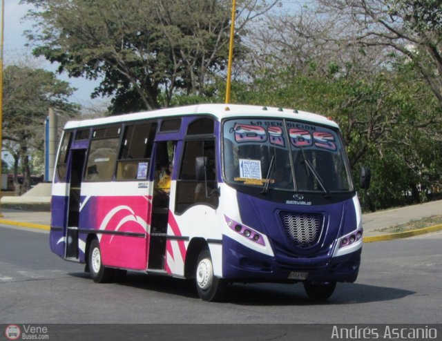 CA - Uni�n Vivienda Popular Los Guayos 002 por Andr�s Ascanio