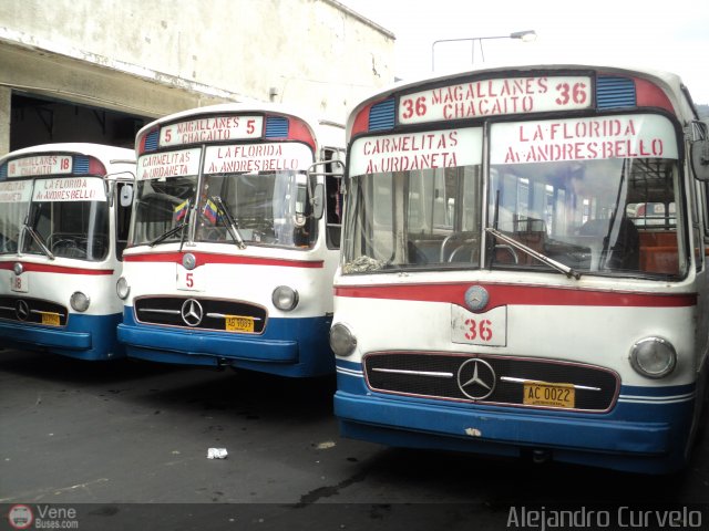 Garajes Paradas y Terminales Caracas por Alejandro Curvelo