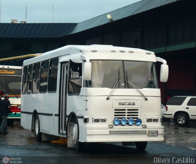 Particular o Desconocido oc199 por Oliver Castillo