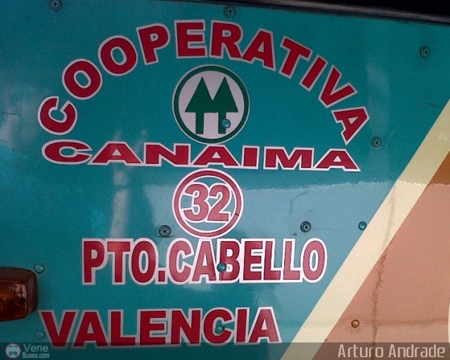 Cooperativa Canaima 32 por Arturo Andrade