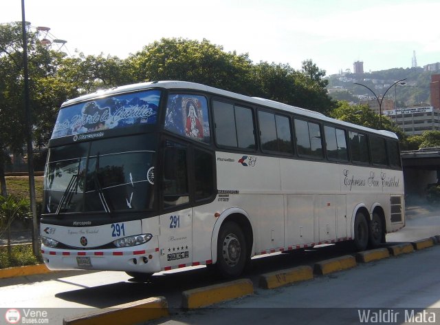 Expresos San Crist�bal 291 por Waldir Mata
