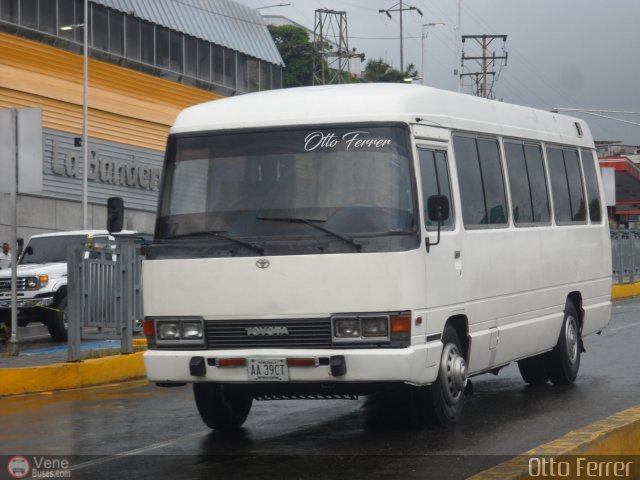 Particular o Desconocido 724 por Otto Ferrer