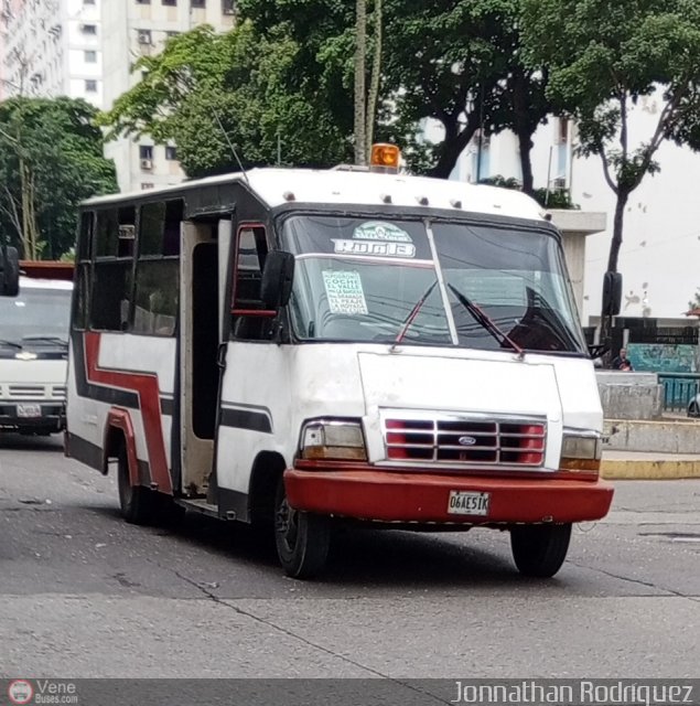DC - S.C. Plaza Espa�a - El Valle - Coche 117 por Jonnathan Rodr�guez
