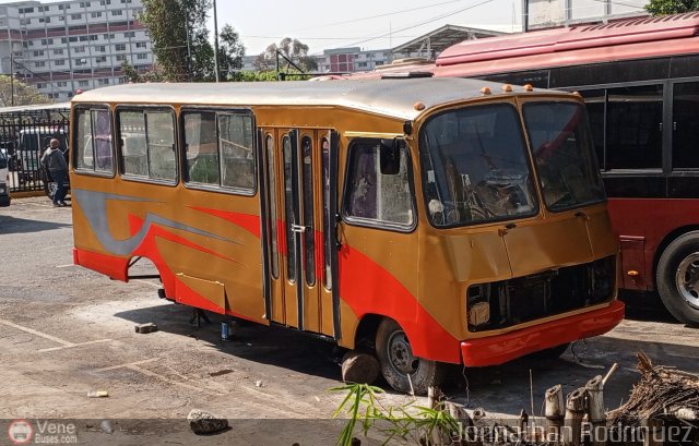 En Chiveras Abandonados Recuperaci�n Caracas por Jonnathan Rodr�guez