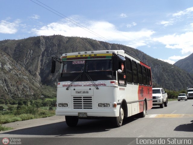 Uni�n Expresos Tovar 06 por Leonardo Saturno