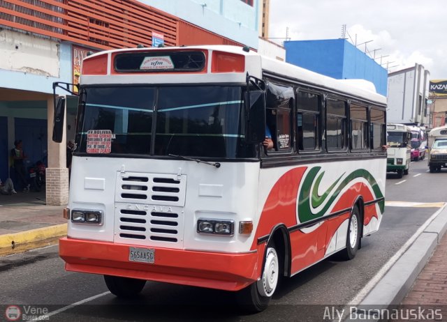 CA - U.C. Fundaci�n Mendoza 76 por Aly Baranauskas