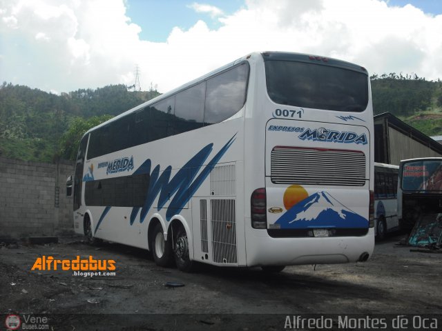 Expresos M�rida 0071 por Alfredo Montes de Oca